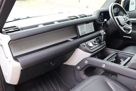 Land Rover Defender 90 HARD TOP MHEV with full genuine rear seat conversion Hse and rear glass  18