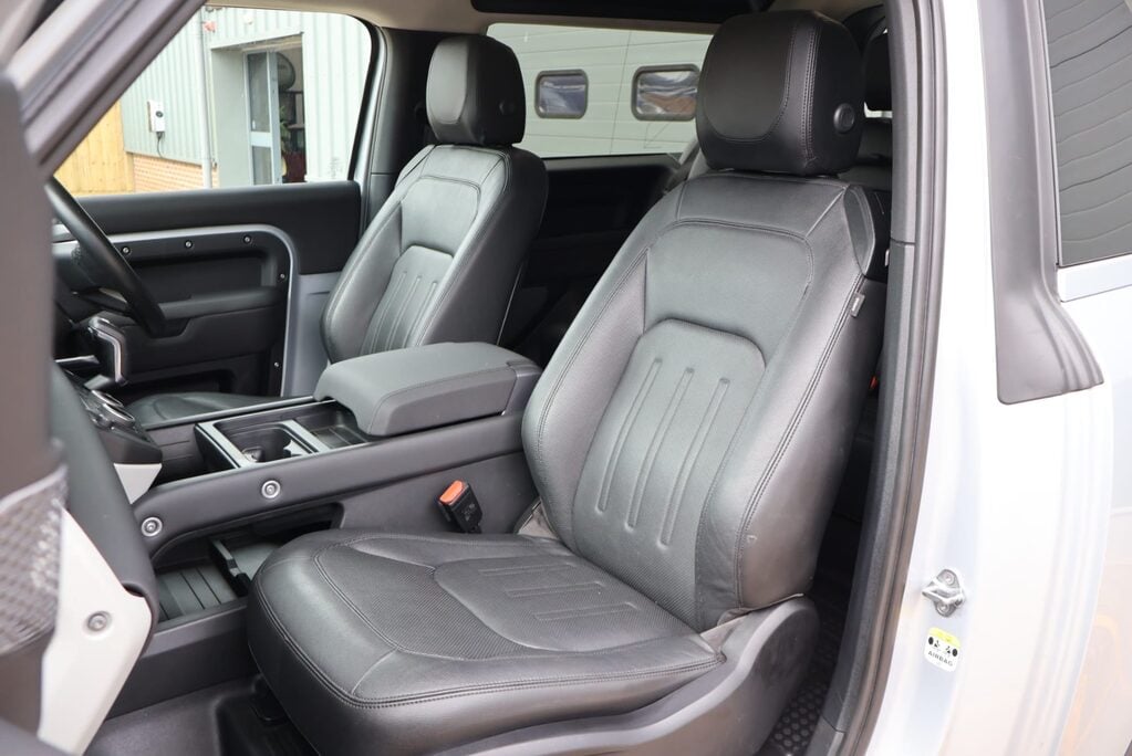 Land Rover Defender 90 HARD TOP MHEV with full genuine rear seat conversion Hse and rear glass  15