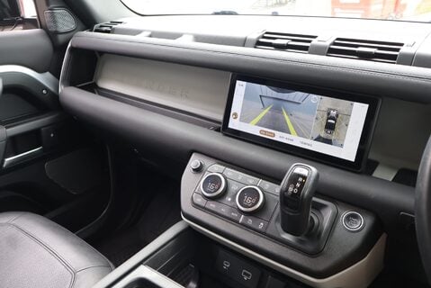 Land Rover Defender 90 HARD TOP MHEV with full genuine rear seat conversion Hse and rear glass  21
