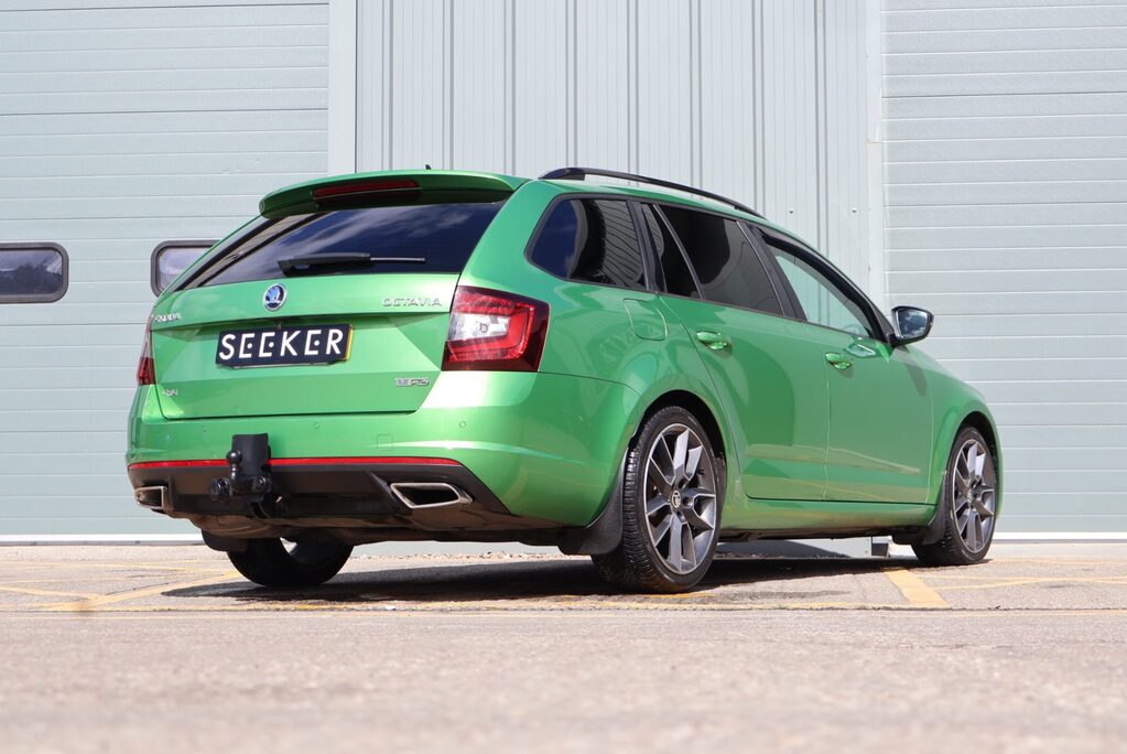 Skoda Octavia VRS TDI DSG 4X4 OVER 3000 FACTORY UPGRADES AMAZING RARE COLOUR  7