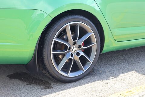 Skoda Octavia VRS TDI DSG 4X4 OVER 3000 FACTORY UPGRADES AMAZING RARE COLOUR  11