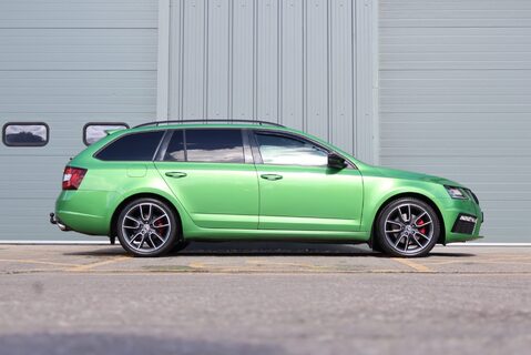 Skoda Octavia VRS TDI DSG 4X4 OVER 3000 FACTORY UPGRADES AMAZING RARE COLOUR  10