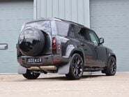 Land Rover Defender 110 2025  D250 HARD TOP X-DYNAMIC HSE  genuine  seat conversion styled seeker 8