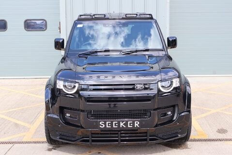Land Rover Defender 110 2025 D350 HARD TOP X-DYNAMIC HSE huge factory spec rear seat conversion  5