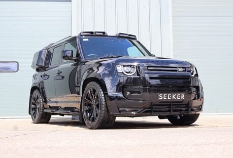 Land Rover Defender 110 2025 D350 HARD TOP X-DYNAMIC HSE huge factory spec rear seat conversion 