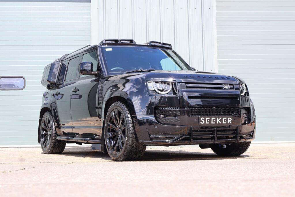 Land Rover Defender 110 2025 D350 HARD TOP X-DYNAMIC HSE huge factory spec rear seat conversion  1