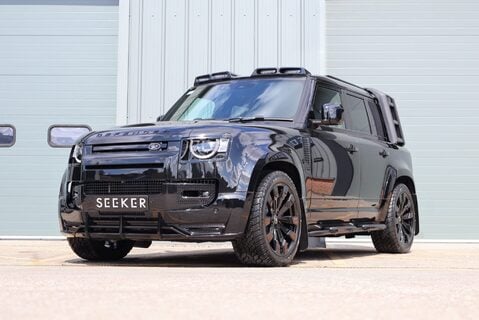 Land Rover Defender 110 2025 D350 HARD TOP X-DYNAMIC HSE huge factory spec rear seat conversion  3
