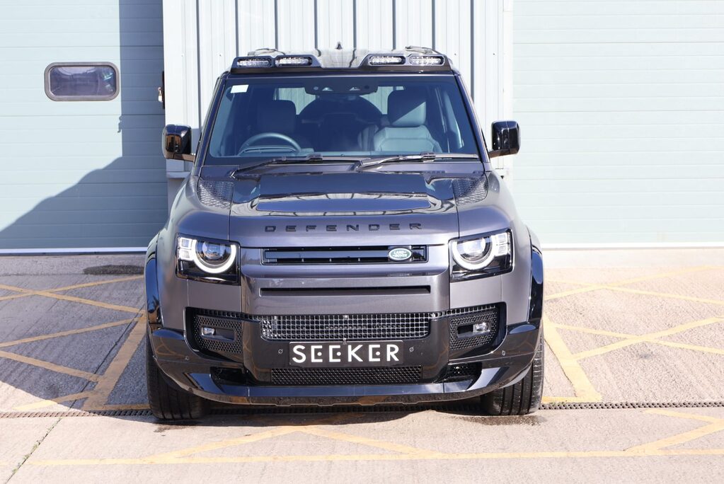 Land Rover Defender 110 2025 HARD TOP X-DYNAMIC HSE MATT PPF SEEKER STYLED REAR SEATS FITTED  11