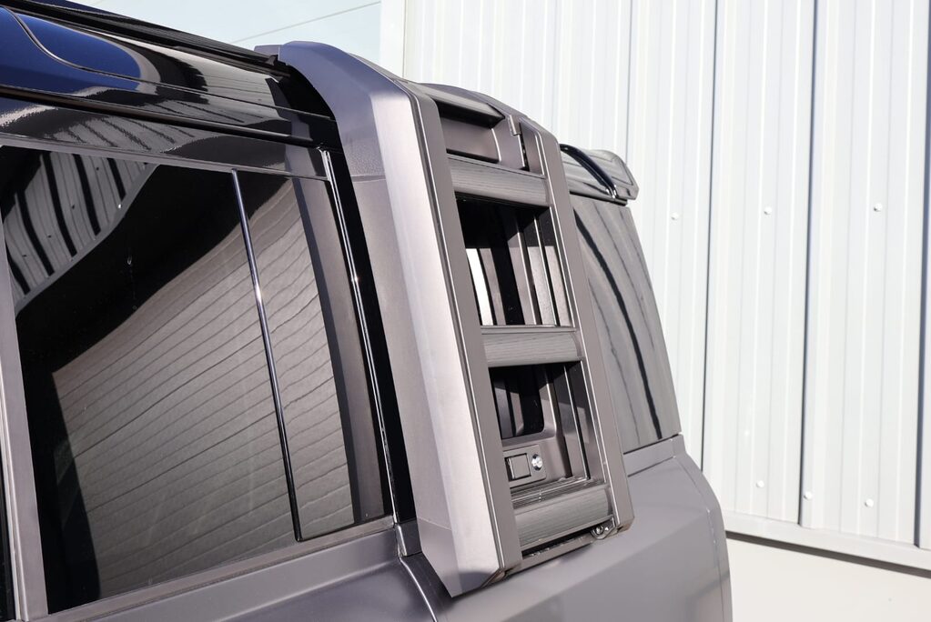 Land Rover Defender 110 2025 HARD TOP X-DYNAMIC HSE MATT PPF SEEKER STYLED REAR SEATS FITTED  19