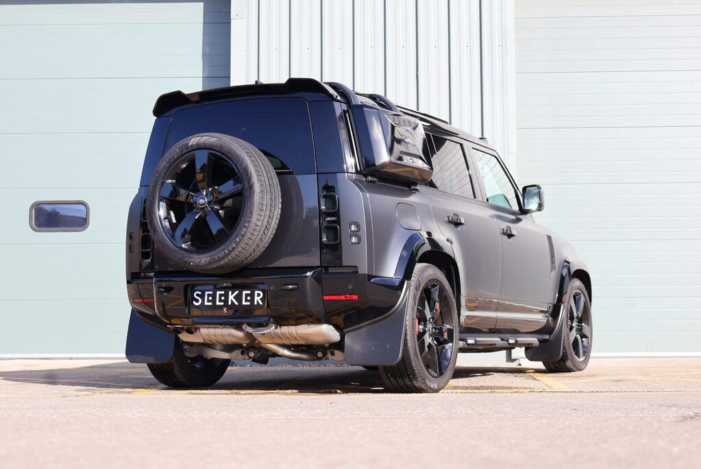 Land Rover Defender 110 2025 HARD TOP X-DYNAMIC HSE MATT PPF SEEKER STYLED REAR SEATS FITTED  10