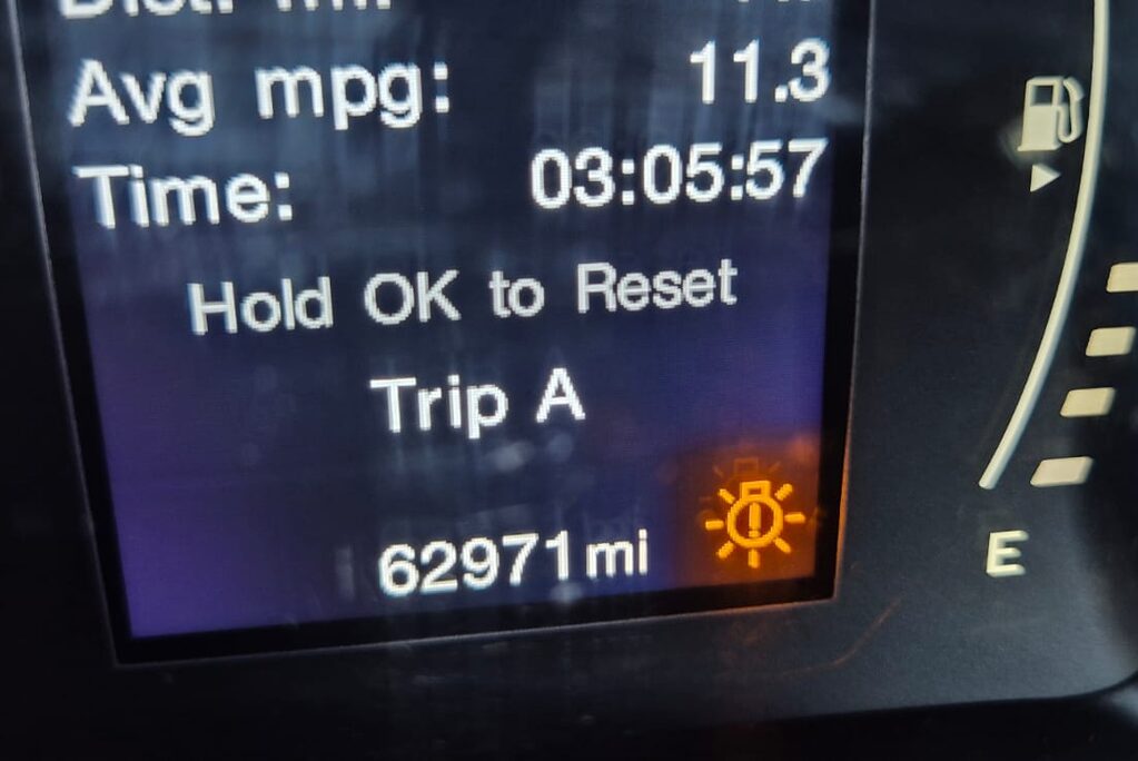 Jeep Renegade M-JET  DIESEL  LONGITUDE full history styled by Seeker  60 pounds ROAD TAX  22
