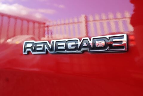 Jeep Renegade M-JET  DIESEL  LONGITUDE full history styled by Seeker  60 pounds ROAD TAX  20