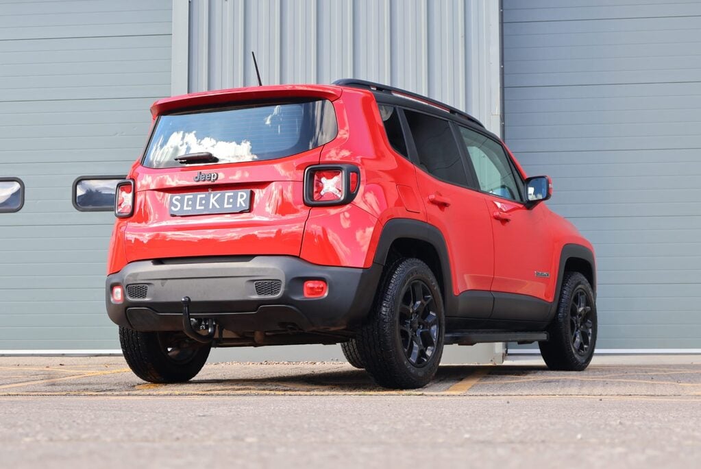 Jeep Renegade M-JET  DIESEL  LONGITUDE full history styled by Seeker  60 pounds ROAD TAX  8