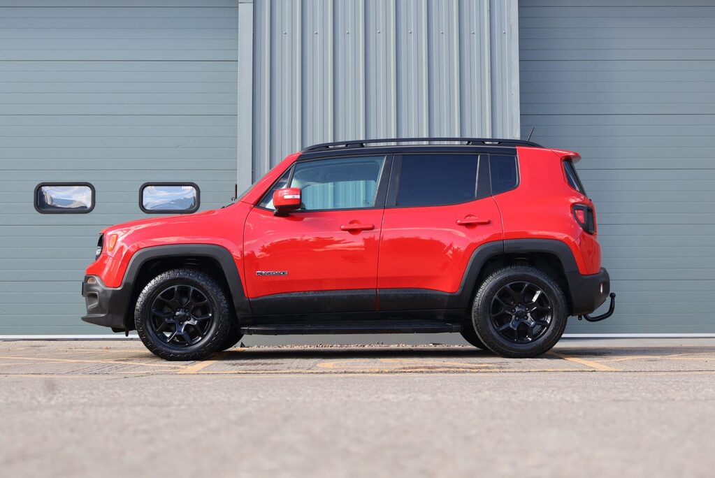 Jeep Renegade M-JET  DIESEL  LONGITUDE full history styled by Seeker  60 pounds ROAD TAX  5