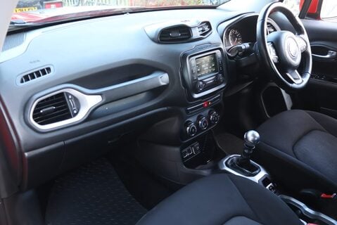 Jeep Renegade M-JET  DIESEL  LONGITUDE full history styled by Seeker  60 pounds ROAD TAX  15
