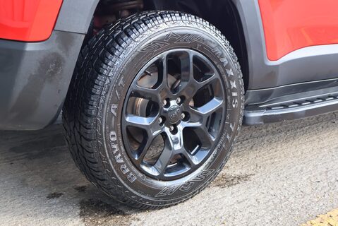 Jeep Renegade M-JET  DIESEL  LONGITUDE full history styled by Seeker  60 pounds ROAD TAX  13