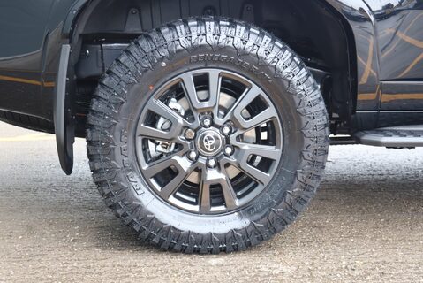 Toyota Land Cruiser BRAND NEW COMMERCIAL REAR PRIVACY GLASS Hi GLOSS FINISH  MUD TERRAIN TYRES 18