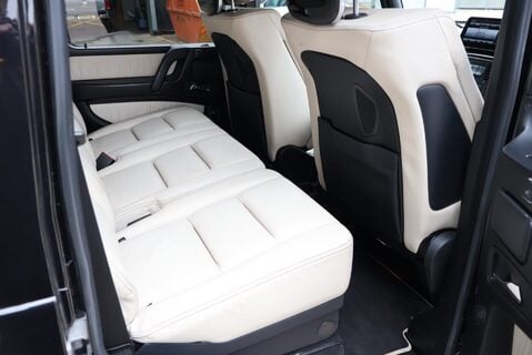 Mercedes-Benz G Series G 350 D 4MATIC with Full black pack upgraded wheels Huge spec 17k upgrades  30