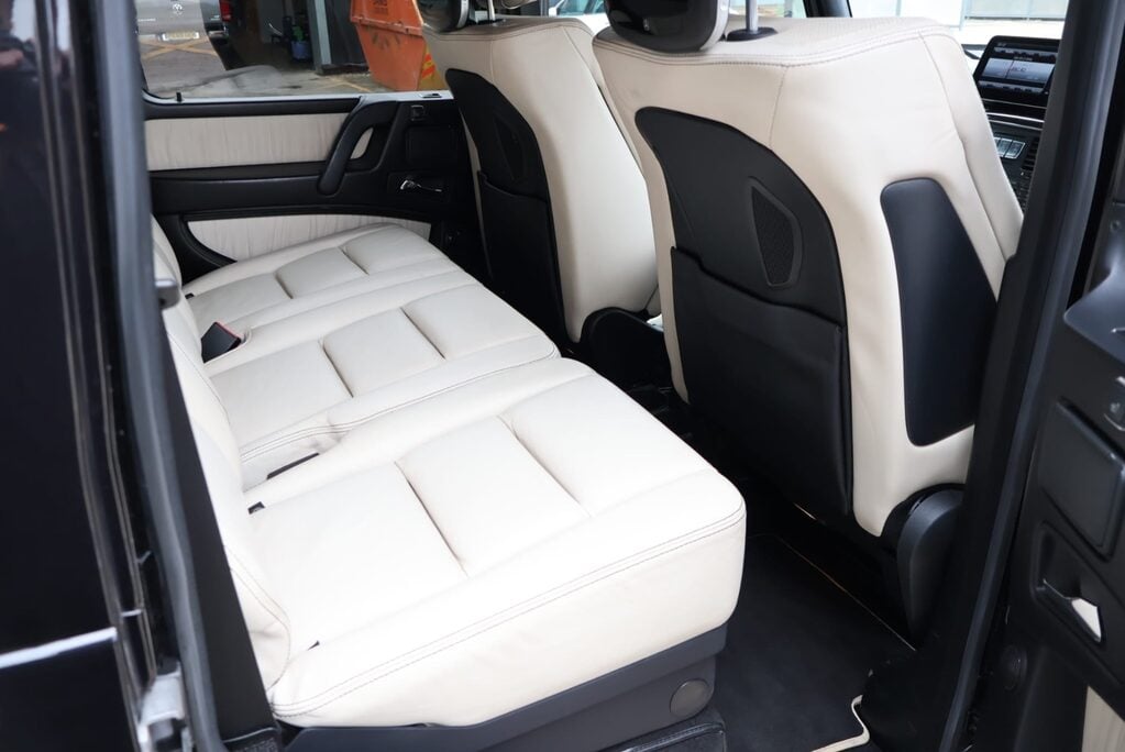 Mercedes-Benz G Series G 350 D 4MATIC with Full black pack upgraded wheels Huge spec 17k upgrades  30