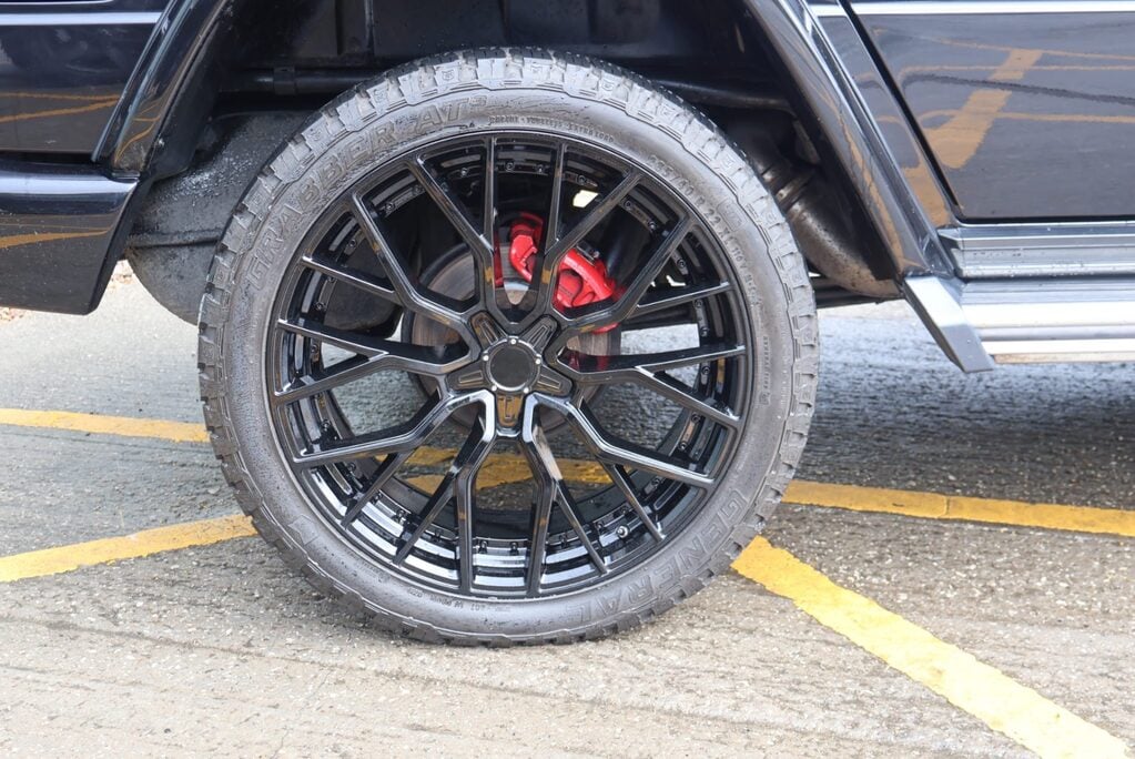 Mercedes-Benz G Series G 350 D 4MATIC with Full black pack upgraded wheels Huge spec 17k upgrades  16