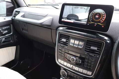 Mercedes-Benz G Series G 350 D 4MATIC with Full black pack upgraded wheels Huge spec 17k upgrades  23