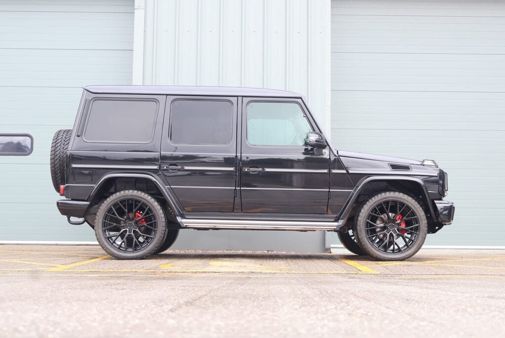 Mercedes-Benz G Series G 350 D 4MATIC with Full black pack upgraded wheels Huge spec 17k upgrades  7