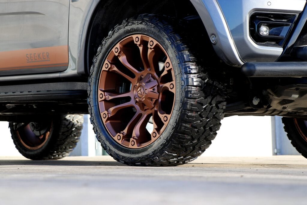 Ford Ranger 2023 WILDTRAK ECOBLUE STYLED BY SEEKER 22 INCH SKRT WHEELS  7