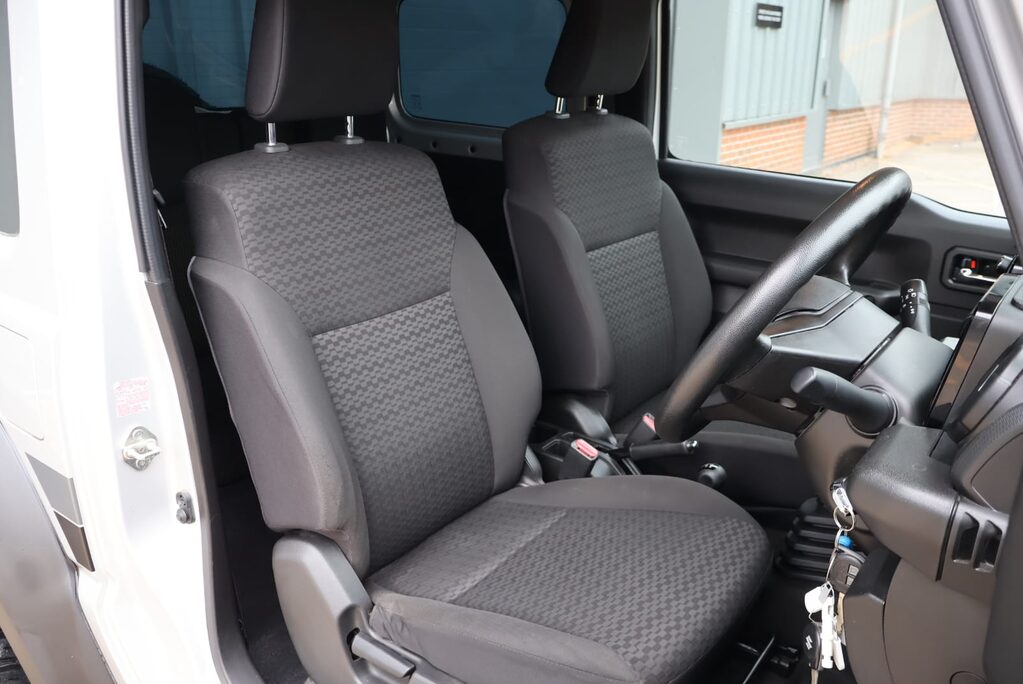 Suzuki Jimny ALLGRIP commercial styled by seeker with full suspension lift  16