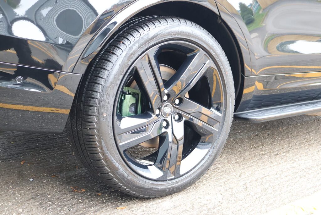 Land Rover Discovery BRAND NEW COMMERCIAL DYNAMIC HSE WITH SEEKER STLYLING AND REAR SEATS  10