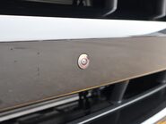 Land Rover Discovery BRAND NEW COMMERCIAL DYNAMIC HSE WITH SEEKER STLYLING AND REAR SEATS  13