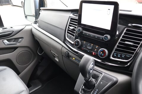 Ford Transit Custom 320 SPORT L1H1 DCIV DOUBLE CAB  Stunning condition  PRICE MATCH OFFER  25