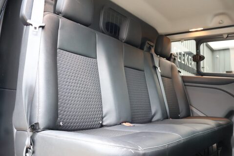 Ford Transit Custom 320 SPORT L1H1 DCIV DOUBLE CAB  Stunning condition  PRICE MATCH OFFER  16