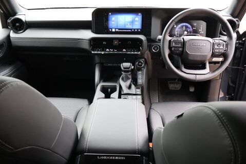 Toyota Land Cruiser BRAND NEW COMMERCIAL WITH A OEM REAR SEAT CONVERSION 22