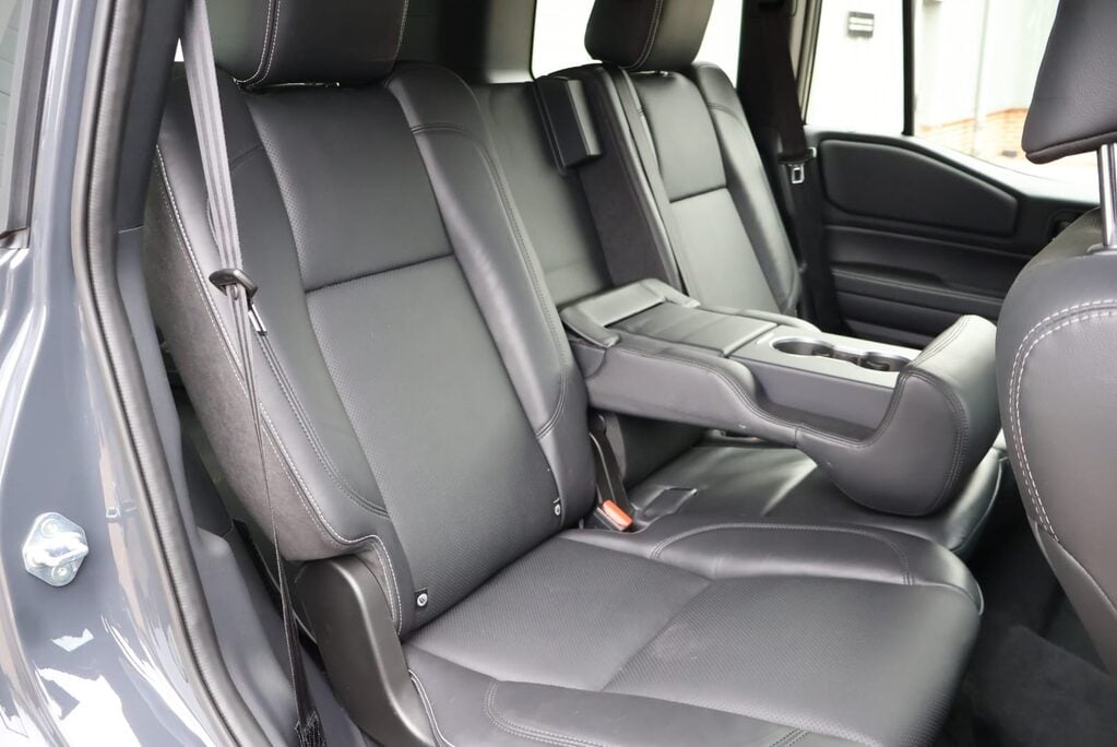 Toyota Land Cruiser BRAND NEW COMMERCIAL WITH A OEM REAR SEAT CONVERSION 14