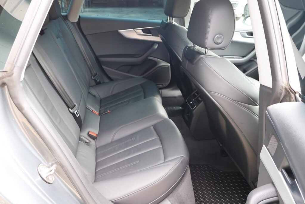 Audi A5 SPORTBACK 35  TFSI SPORT MHEV with Full Seeker styling  1 OWNER  16