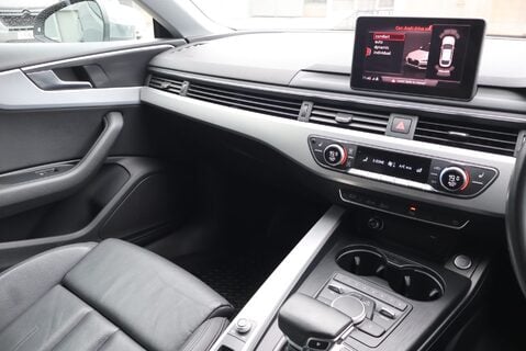 Audi A5 SPORTBACK 35  TFSI SPORT MHEV with Full Seeker styling  1 OWNER  21