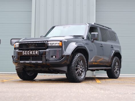 Toyota Land Cruiser Brand new COMMERCIAL styled by seeker with rear seats world tour edition 