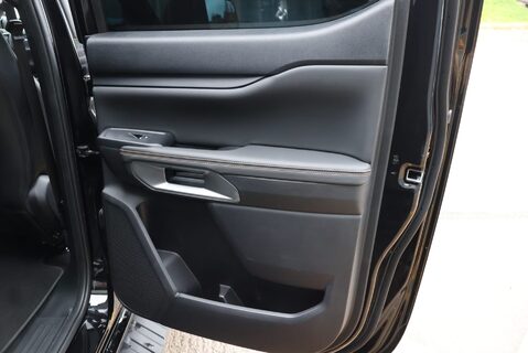 Ford Ranger Brand new 3.0 WILDTRAK ECOBLUE x show room display model  18