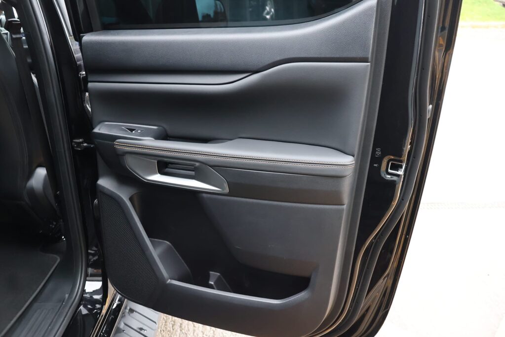 Ford Ranger Brand new 3.0 WILDTRAK ECOBLUE x show room display model  18