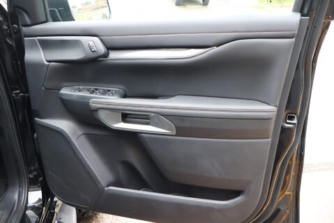 Ford Ranger Brand new 3.0 WILDTRAK ECOBLUE x show room display model  17