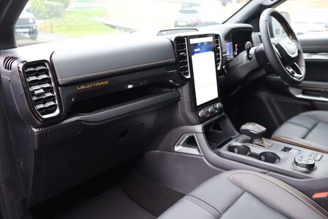 Ford Ranger Brand new 3.0 WILDTRAK ECOBLUE x show room display model  23