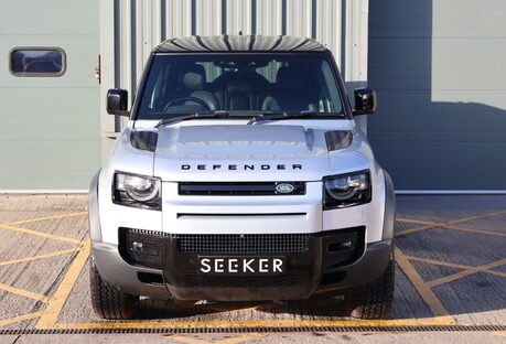 Land Rover Defender 110 HARD TOP SE MHEV with upgraded wheels £9500 REAR SEAT CONVERSION FITTED