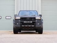 Toyota Land Cruiser COMMERCIAL demo model with roof bars and high gloss black pack  9