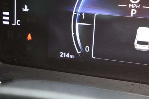 Toyota Land Cruiser COMMERCIAL demo model with roof bars and high gloss black pack  12