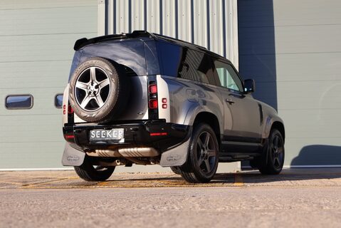 Land Rover Defender 90 X-DYNAMIC SE MHEV STYLED BY SEEKER UK 350 BHP UPGRADE  7