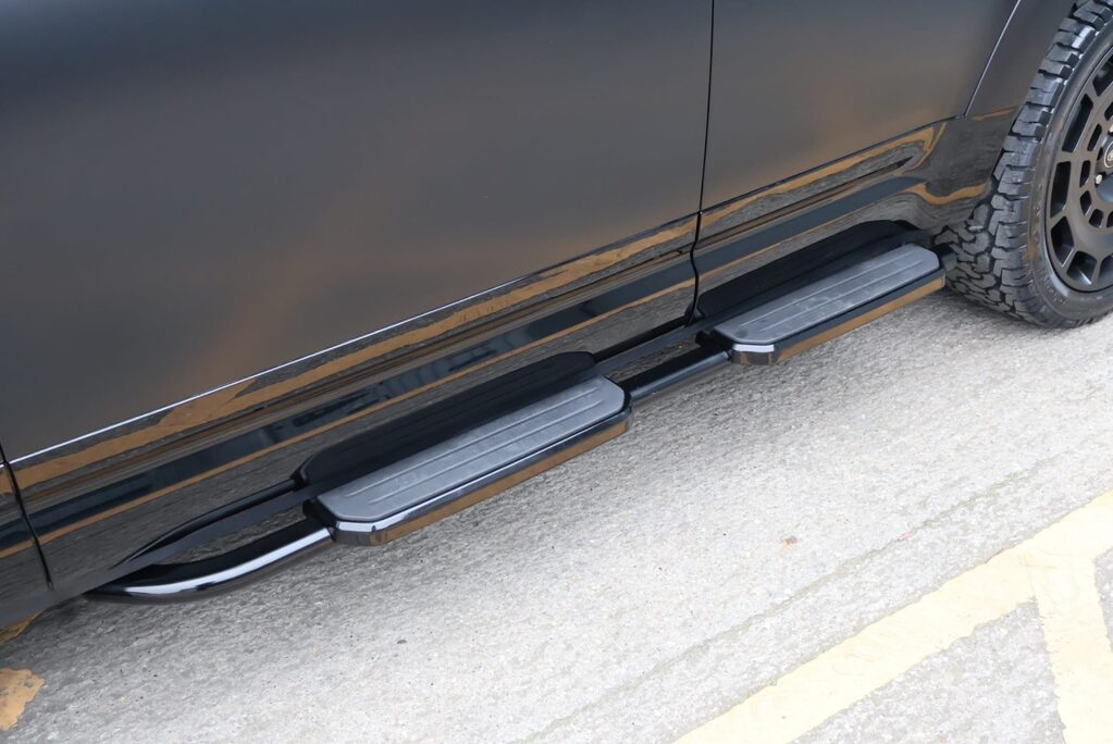 Land Rover Defender 110 2026 Model HARD TOP X-DYNAMIC HSE styled by seeker Rear seats  24