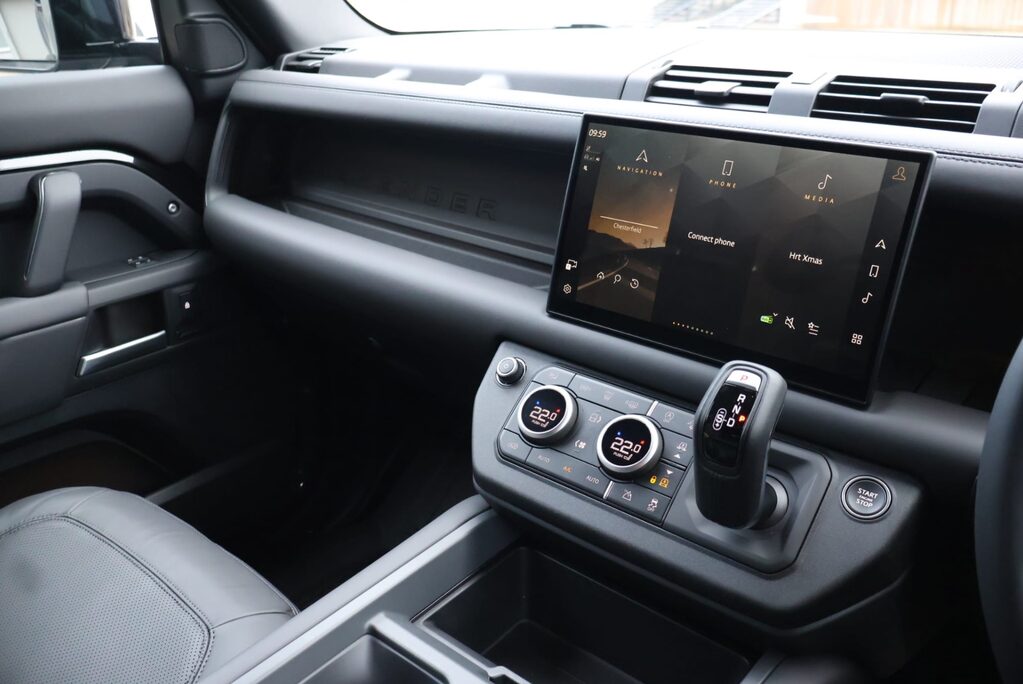 Land Rover Defender 110 2026 Model HARD TOP X-DYNAMIC HSE styled by seeker Rear seats  34