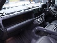 Land Rover Defender 110 P525 V8 Urban Edition  21