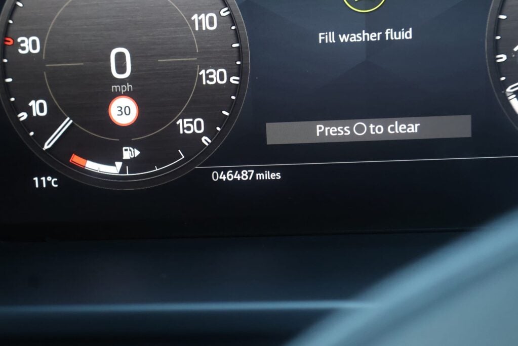 Land Rover Defender 110 P525 V8 Urban Edition  28