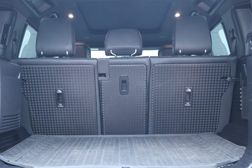 Land Rover Defender 110 P525 V8 Urban Edition  29